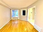 5th image of 5271 Russell View Rd
