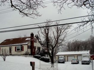 8570 Center St, Garrettsville, OH 44231