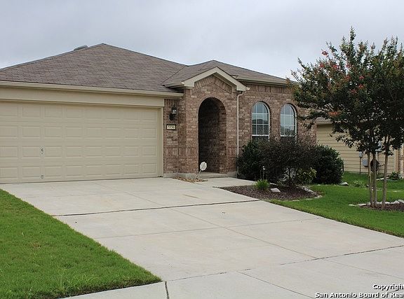 2nd image of 5556 Columbia Dr