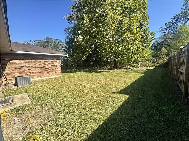 105 Wells Dr — Photo 14