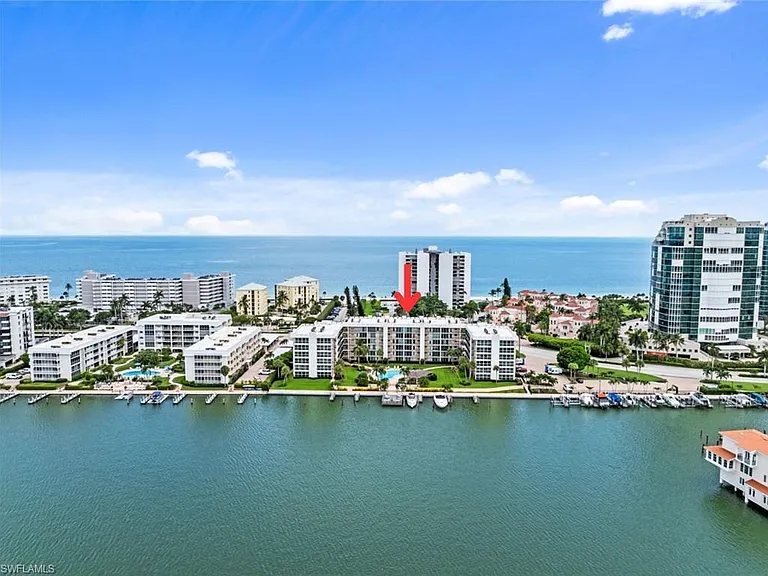 3500 Gulf Shore Blvd N #408 — Photo 24