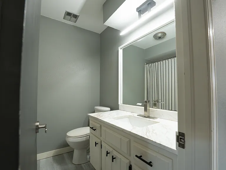 1017 SW 98th St — Photo 20