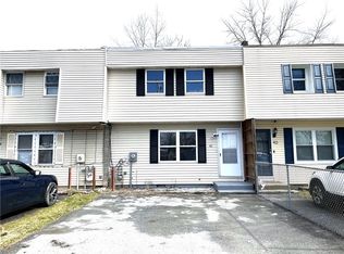 42 Sheffield Dr, Middletown, NY 10940