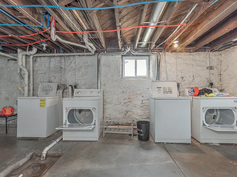 1555 Tamm Ave #B — Photo 18
