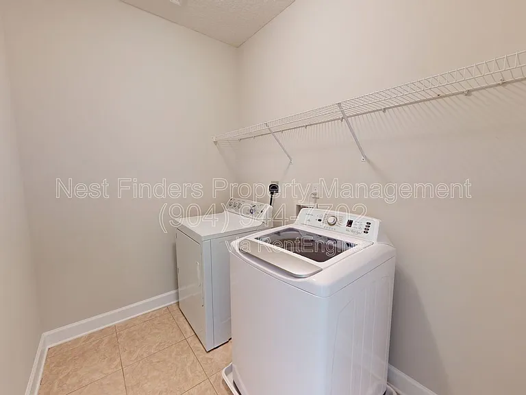 4421 Ellipse Dr — Photo 26