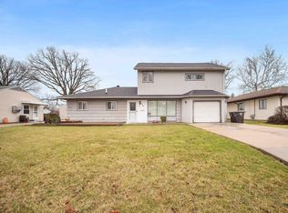 122 E Concord Ln, Fort Wayne, IN 46816