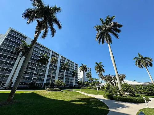 3224 S Ocean Blvd #113B Photo 1