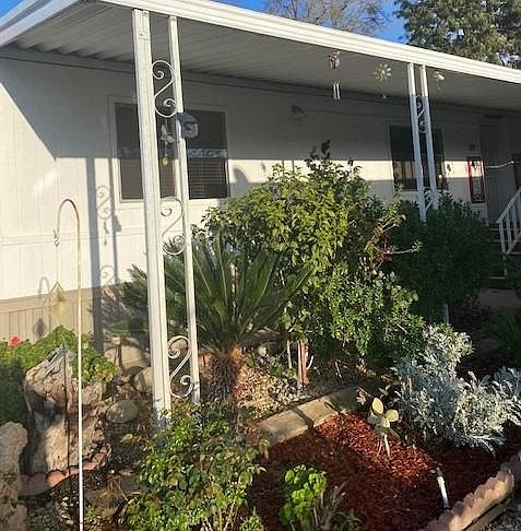 2nd image of 2706 W Ashlan Ave Space 104