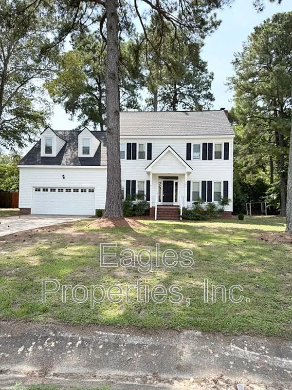 4 bed, 2.5 bath, 2400 sqft, $2,100 — Photo 1