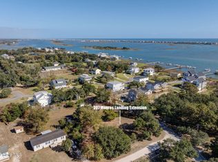 207 Moores Landing Ext, Hampstead, NC 28443