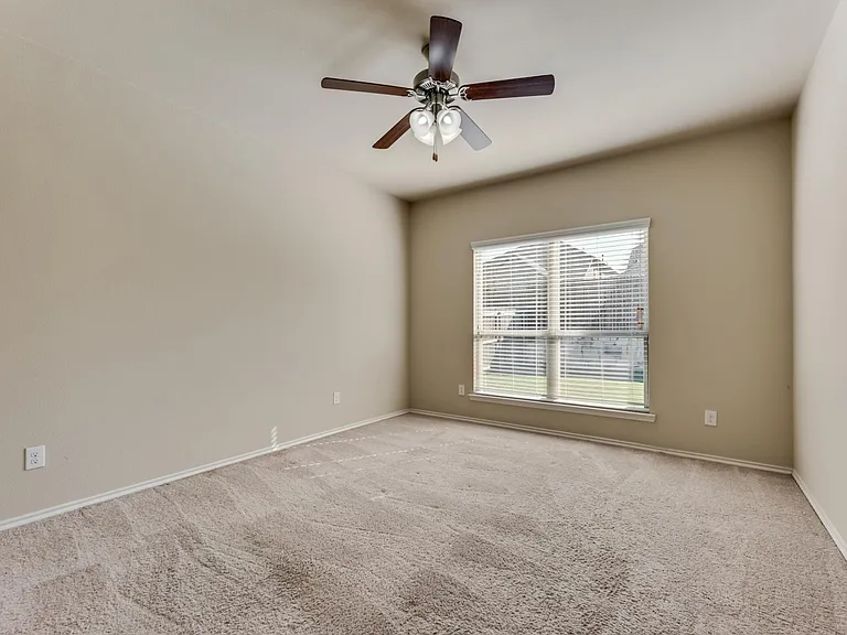 9825 Prairie Dog Ln — Photo 16