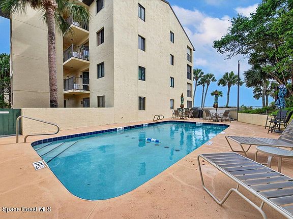 4th image of 1480 Roosevelt Ave APT 201