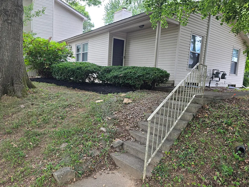 1124 Turkey Foot Rd #C