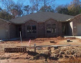 2nd image of 158 Village Oaks Ot