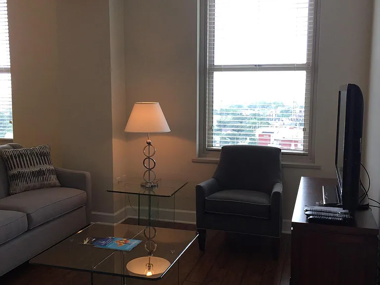 Nissen Building Apartments — Photo 62