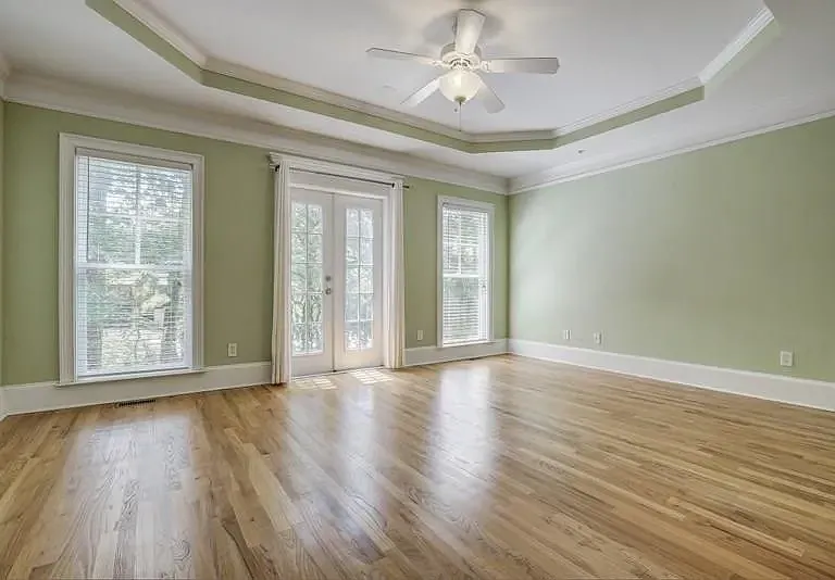 806 Clifton Heights Ln — Photo 10