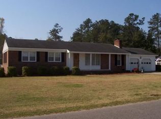 401 Church St, Lake Waccamaw, NC 28450