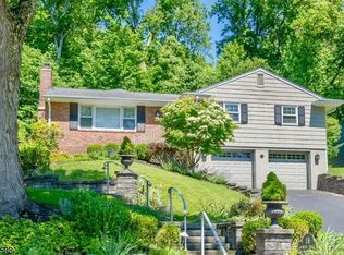 19 Fairview Ter, Maplewood, NJ 07040