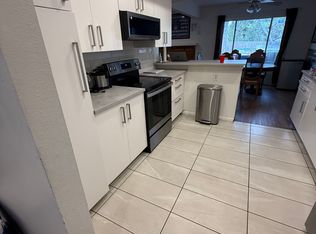 9837 Genesee Ave, San Diego, CA 92121