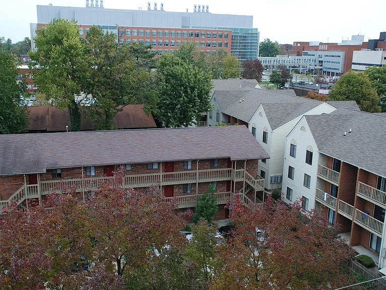 135 Transcript Avenue — Photo 17