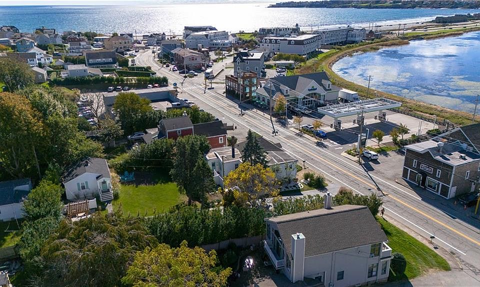 109 Aquidneck Ave Middletown RI Zillow