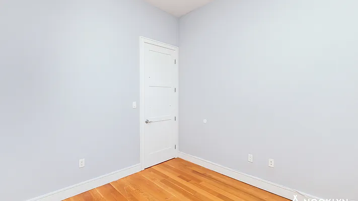 Rented by Nooklyn NYC LLC | media 21