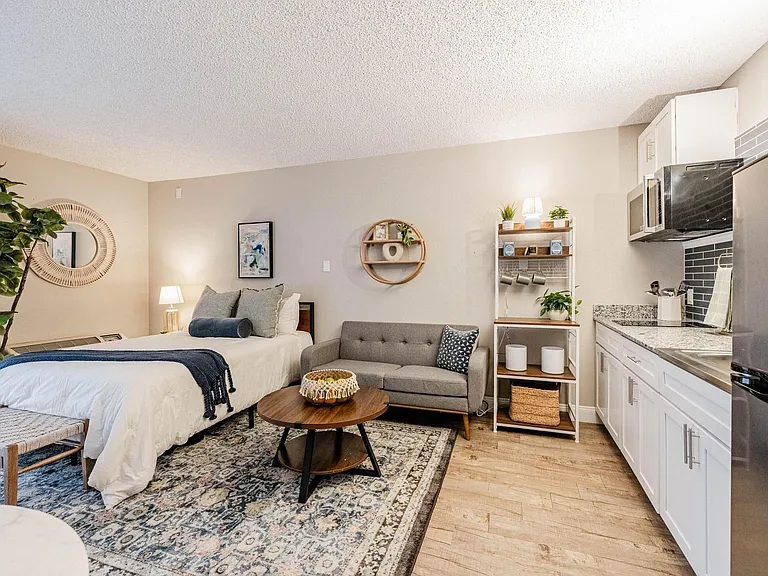 Alta Apartments — Photo 52