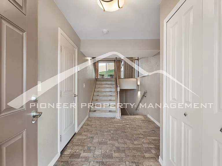 4349 High Mountain Point — Photo 2