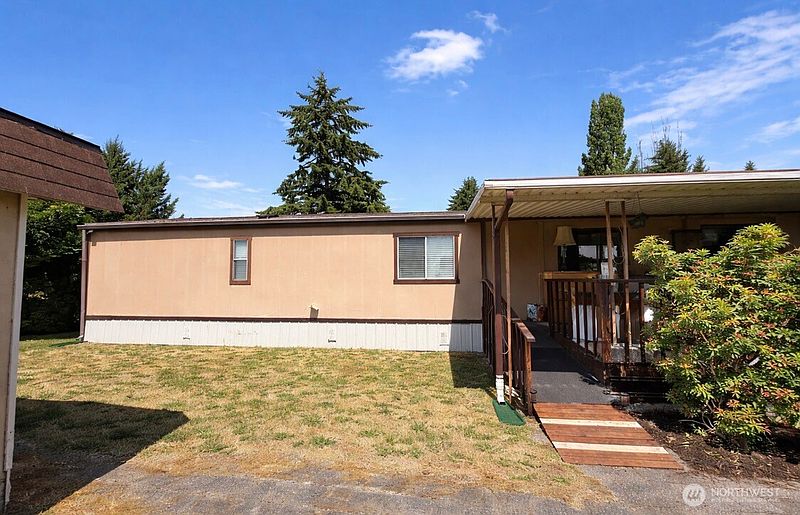 2nd image of 8508 144th Avenue E #11