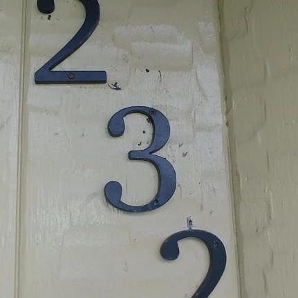 2nd image of 232 NE Ardsley Dr