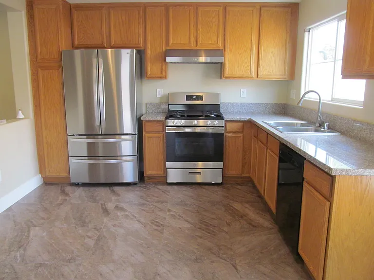 3336 Popcorn Flower St — Photo 9