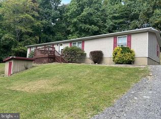 695 Bingaman Rd, Orrtanna, PA 17353