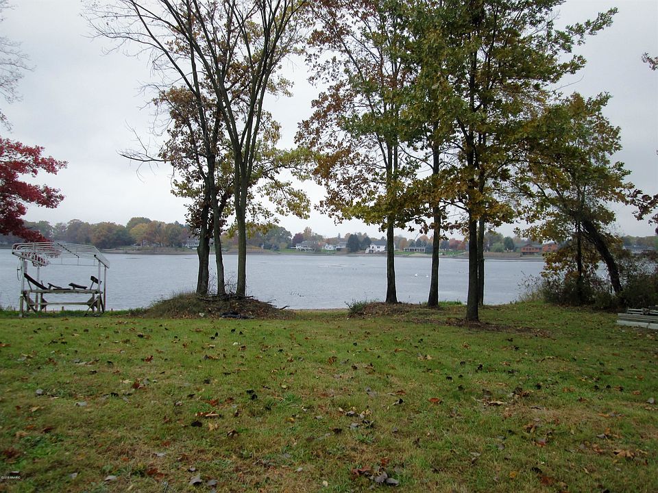 1st image of 62232 Christina Ct