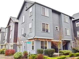 821 5th Pl NE, Issaquah, WA 98029