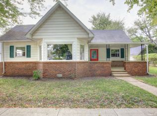 207 S Locust St, Pesotum, IL 61863