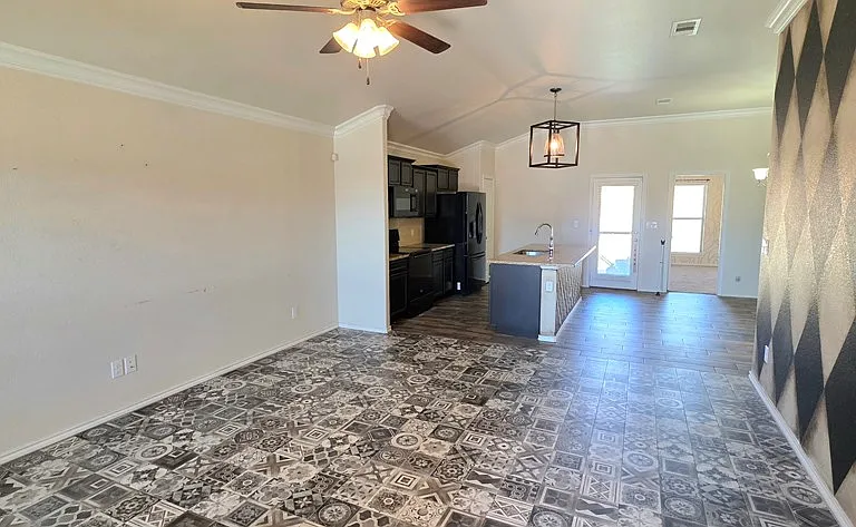 1025 Pine Leaf Pl — Photo 8