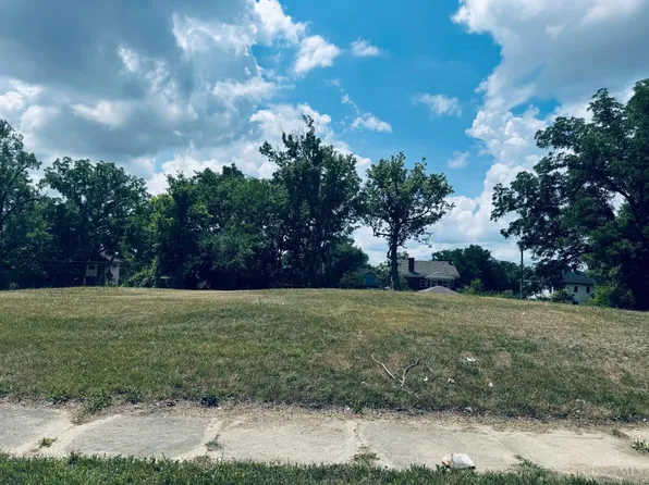 818 Lexington Ave, Dayton, OH 45402