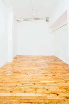 Rented by Nooklyn NYC LLC | media 9