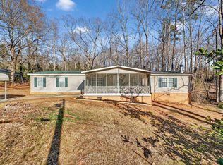 138 Medlin Dr, Pickens, SC 29671