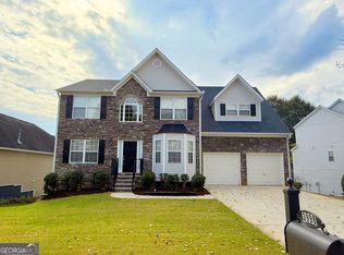 3998 Oak Crossing Dr, Suwanee, GA