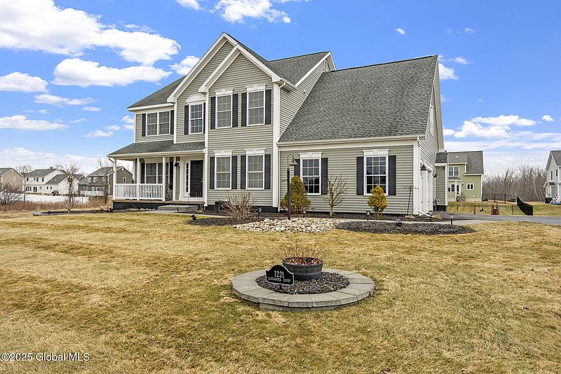 2nd image of 1221 Alexander Court