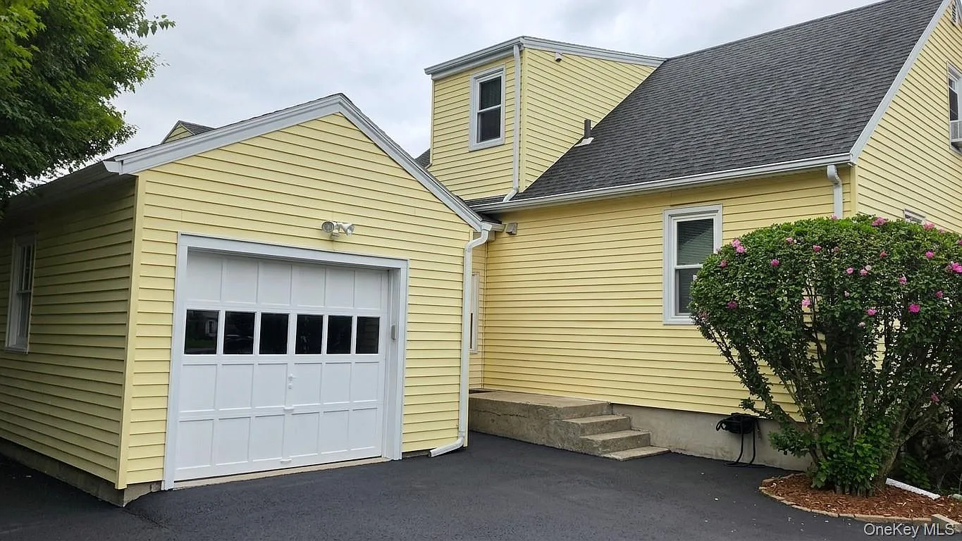 27 Haines Boulevard, Rye, NY 10573 — Photo 4
