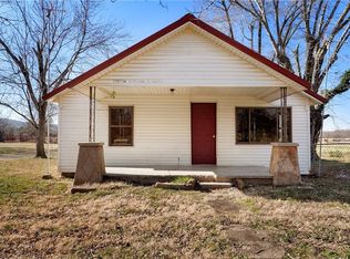 17189 Greasy Valley Rd, Canehill, AR 72717