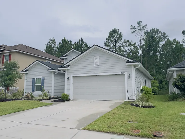 2849 Copperwood Ave — Photo 2