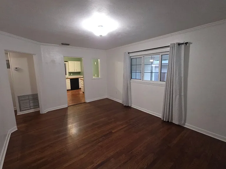 3116 Amherst Ave — Photo 12