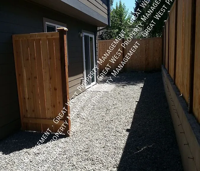 9402 Lawndale Ave S #W-A4 — Photo 17