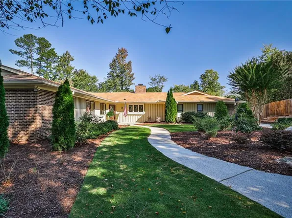 3573 High Green Dr, Marietta, GA 30068
