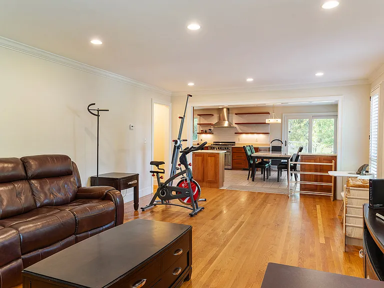 103 Levbert Rd — Photo 12