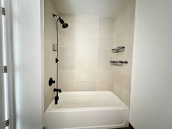 5th image of 555 Market St #1B