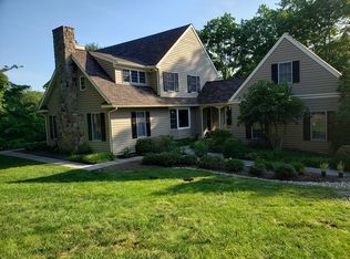 1116 Saint Finegan Dr, West Chester, PA 19382